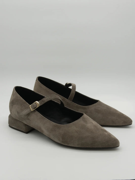 Zapatos de mujer con hebilla