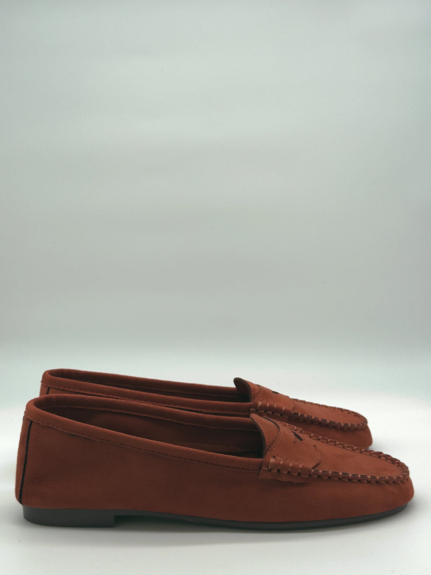 Mocassins Femininos Estilo Clássico – Conforto e Elegância