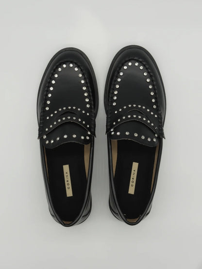 Mocassins Femininos com Tachas