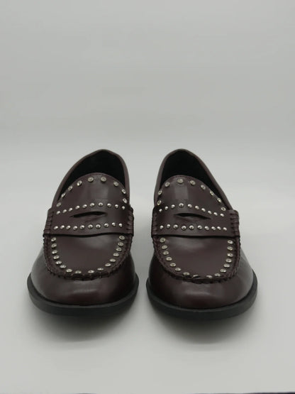 Mocassins Femininos com Tachas