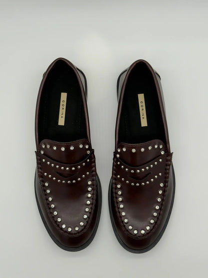 Mocassins Femininos com Tachas