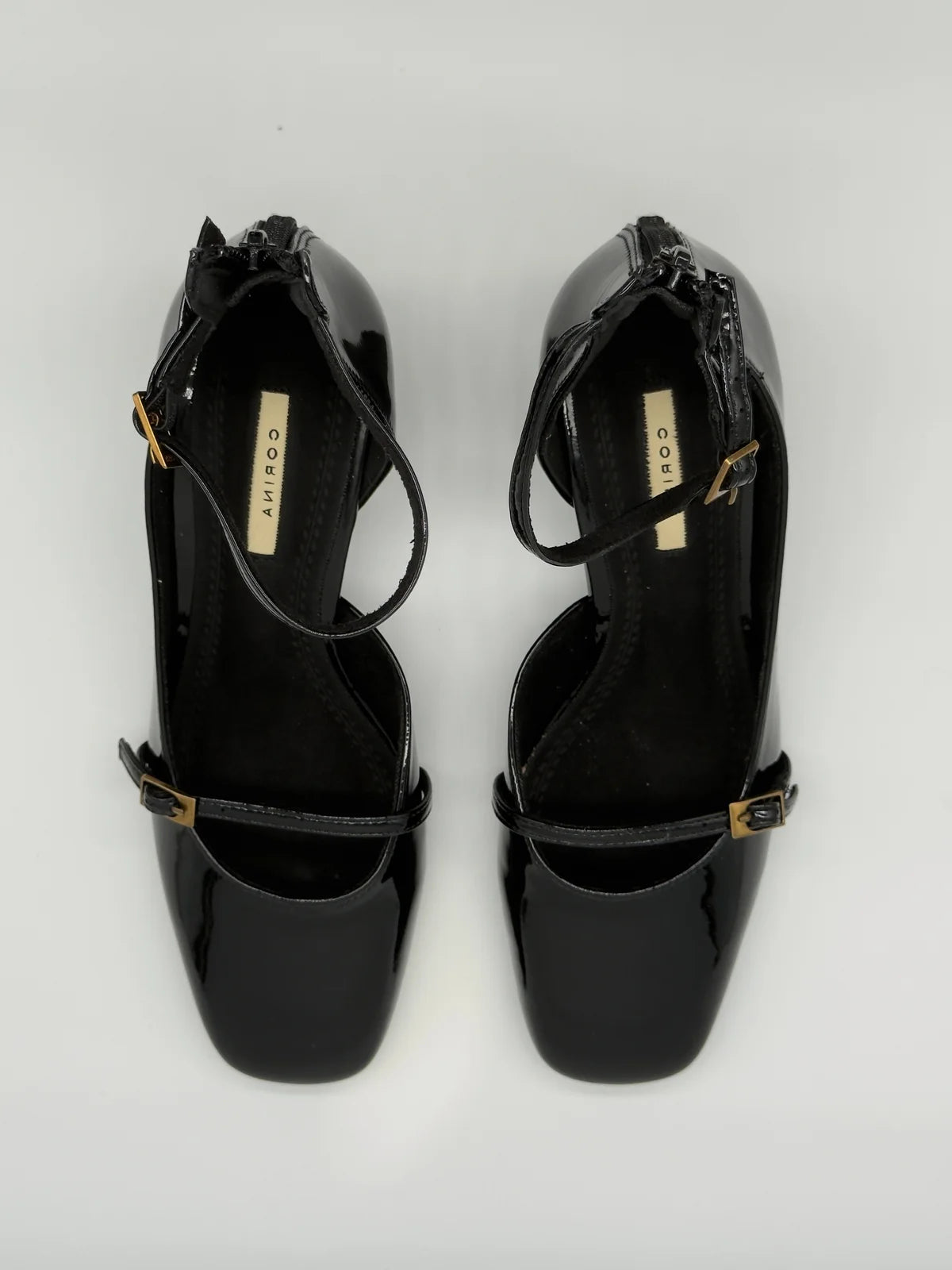 Sapatos de Salto Femininos com Tira e Tacão Médio