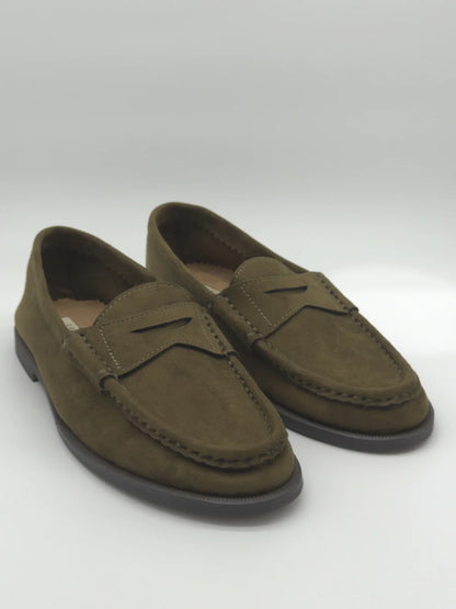 Mocassins Femininos Elegantes em Camel e Kaki