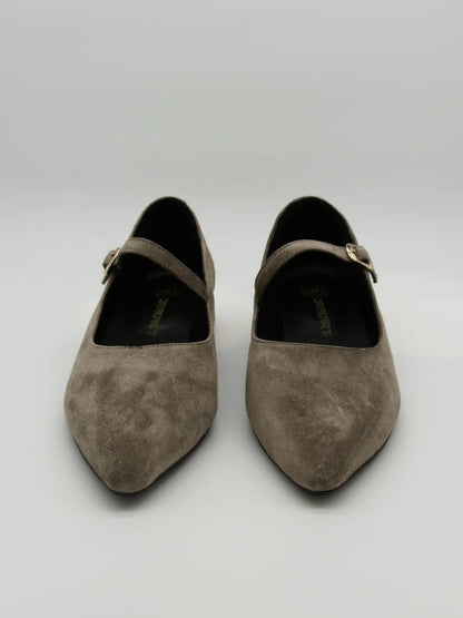 Sapatos Femininos com Fivela