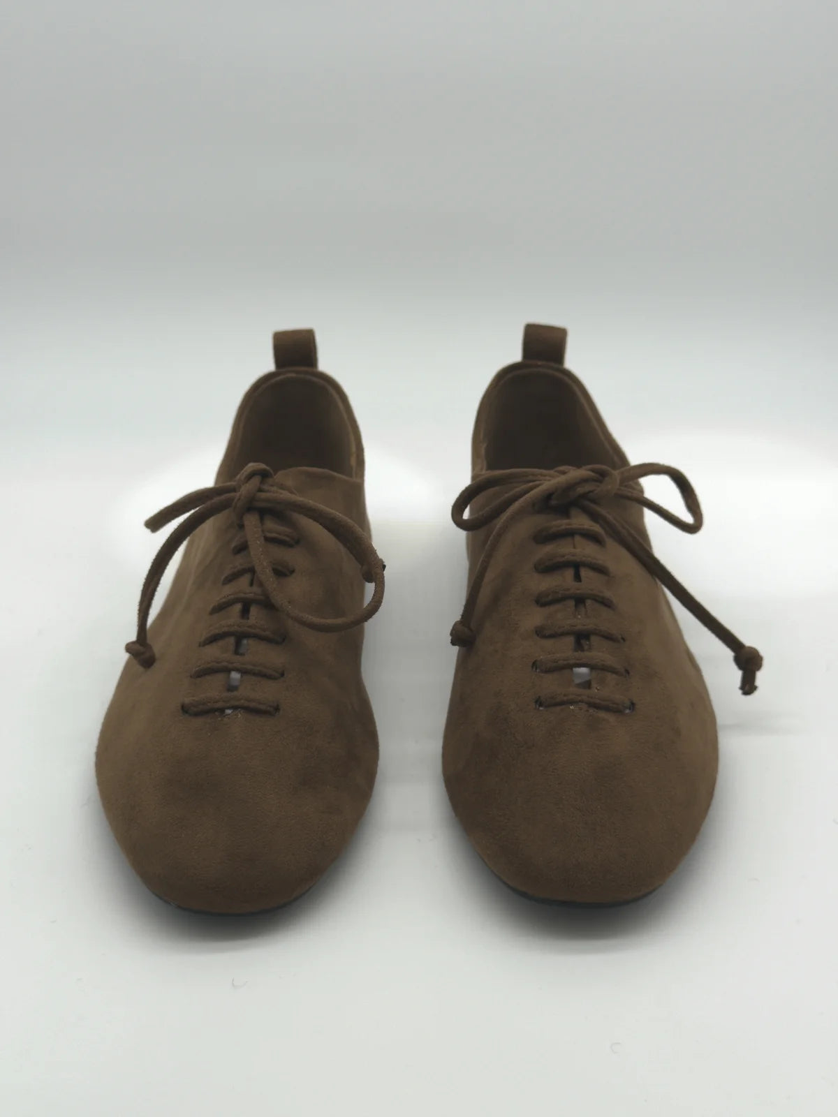 Sapatos Femininos com Atacadores Camel | Estilo Oxford
