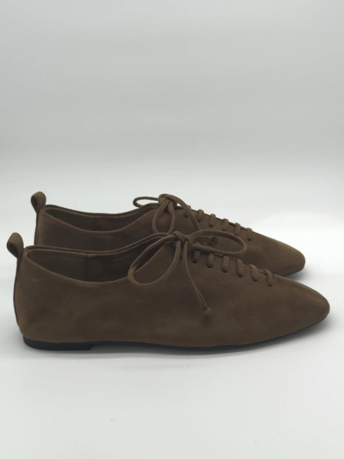 Sapatos Femininos com Atacadores Camel | Estilo Oxford