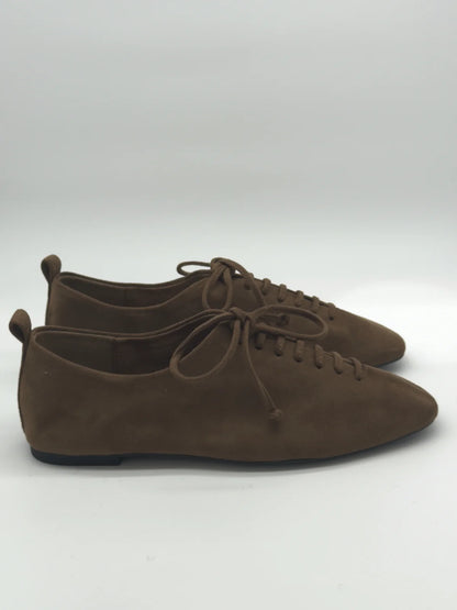 Sapatos Femininos com Atacadores Camel | Estilo Oxford