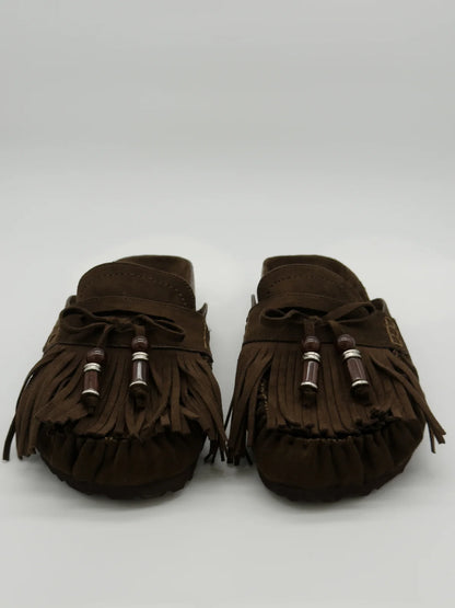 Mules Femininos com Franjas e Contas Decorativas