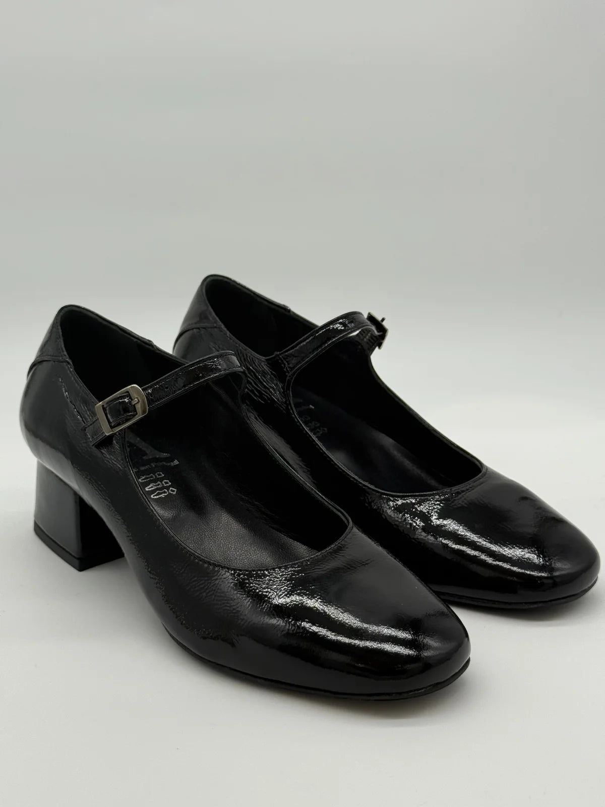 Mary Jane Classy Femininos – Charme Vintage e Elegância Contemporânea