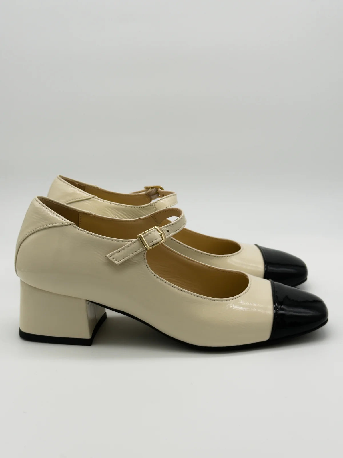 Mary Jane Classy Femininos – Charme Vintage e Elegância Contemporânea