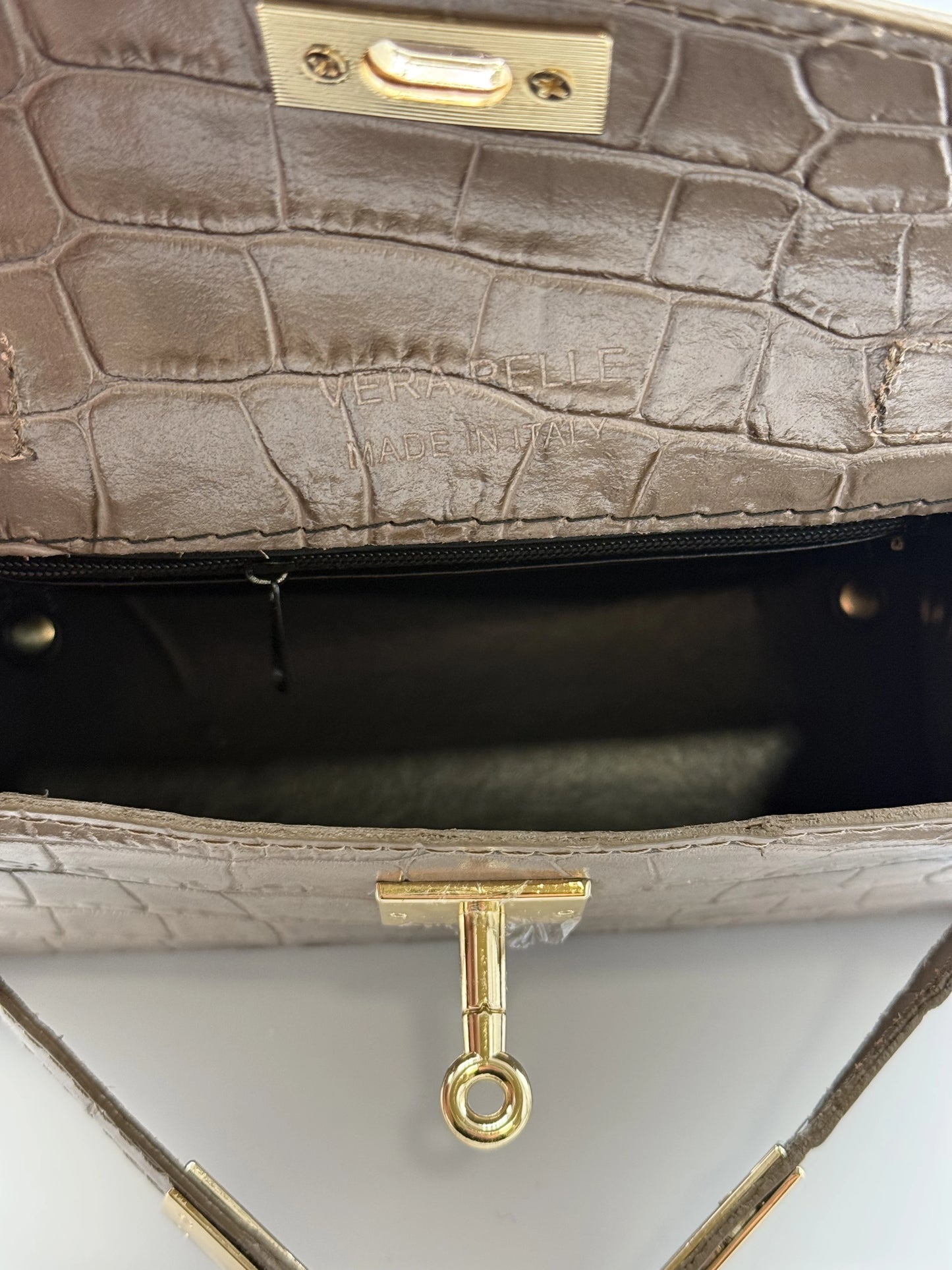 Mala de Mão com Padrão Texturizado e Fecho Metálico | Preto e Bege