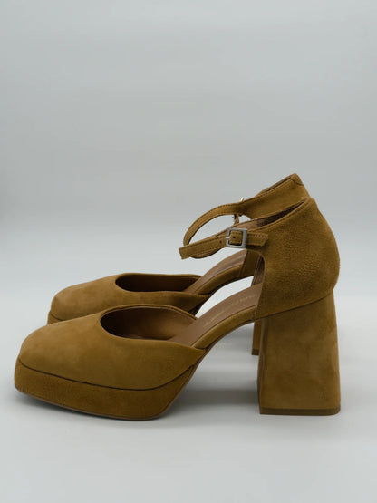 Sapatos de Salto Bloco Femininos – Elegância e Estilo