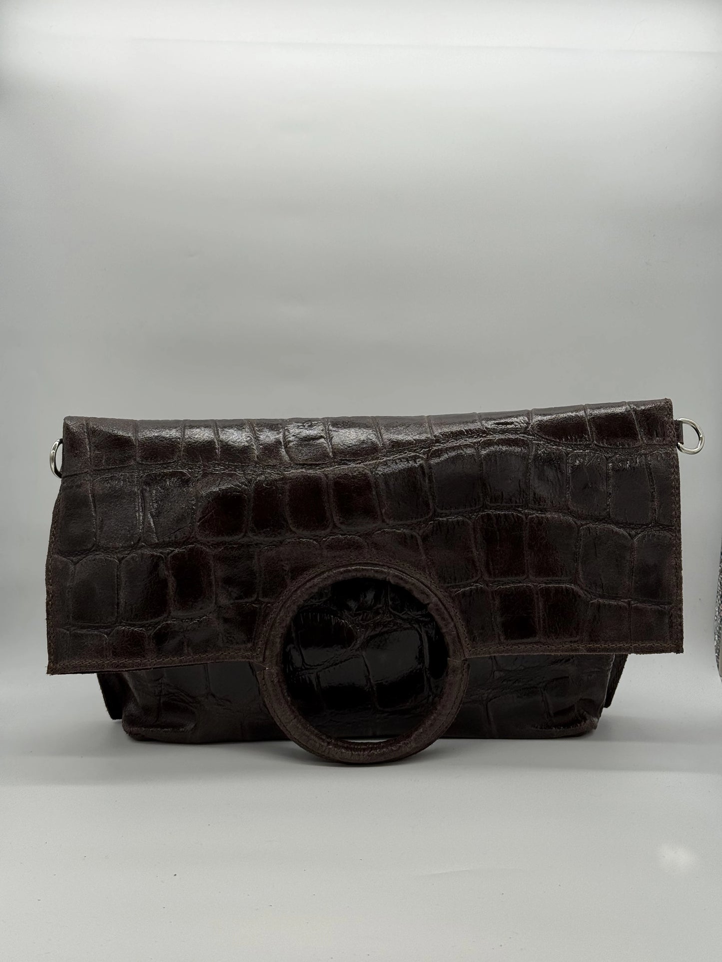 Clutch Elegante com Asa Circular – Bordô, Castanho, Preto, Verde e Camel