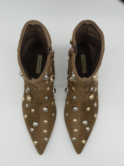 Tacões Femininos – Estilo Moderno com Detalhes Ousados