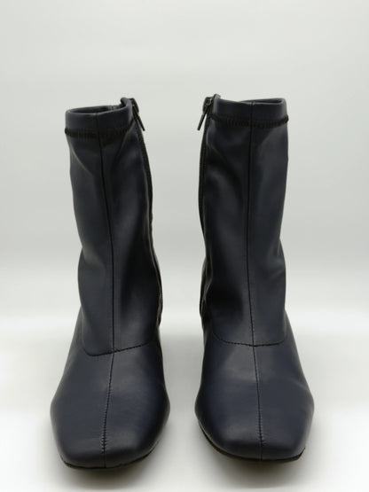 Botas Femininas de Tacão Médio – Elegantes e Modernas