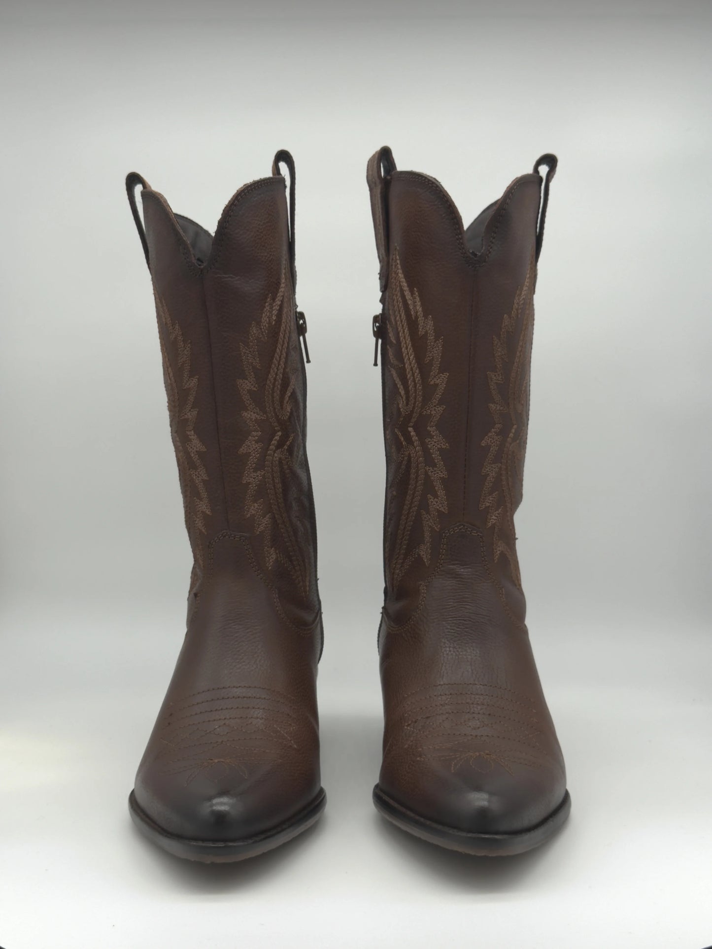 Botas Texanas Femininas de Salto Médio – Estilo Western Moderno em Castanho ou Preto