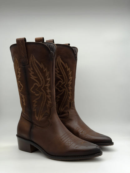 Botas Texanas Femininas de Salto Médio – Estilo Western Moderno em Castanho ou Preto