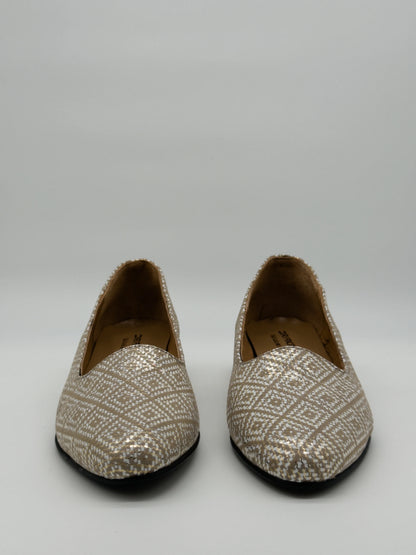 Zapatos elegantes de mujer con estampado geométrico