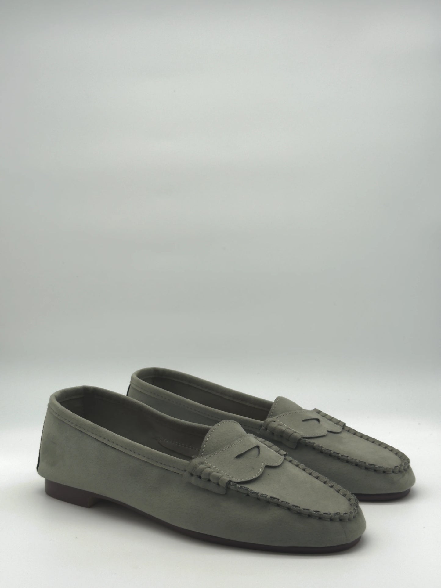 Mocassins Femininos Estilo Clássico – Conforto e Elegância