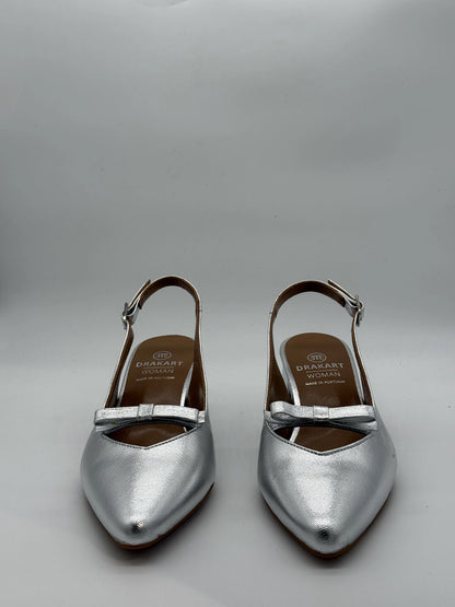 Slingbacks Elegantes Prata ou Platina em Pele