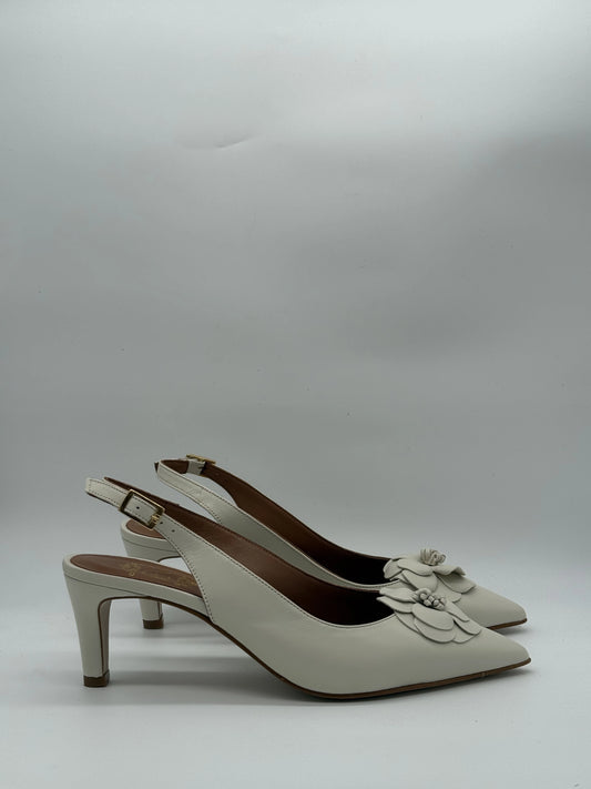 Slingbacks Elegantes Ivory ou Branco em Pele