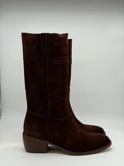 Botas Femininas de Cano Alto com Salto Médio | Castanho e Camel