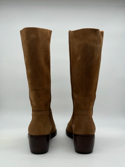 Botas Femininas de Cano Alto com Salto Médio | Castanho e Camel