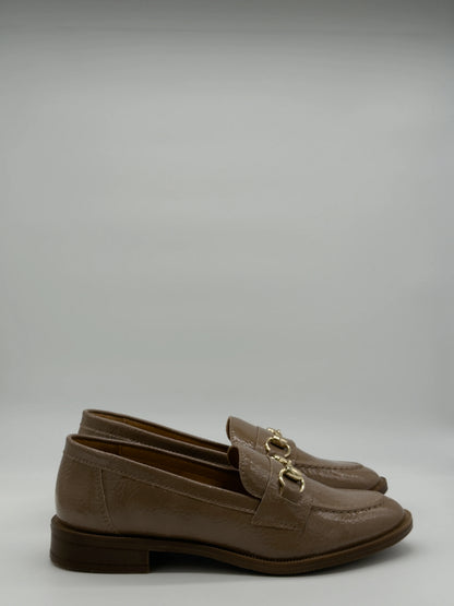 Mocasines clásicos para mujer con detalle metálico en varios colores