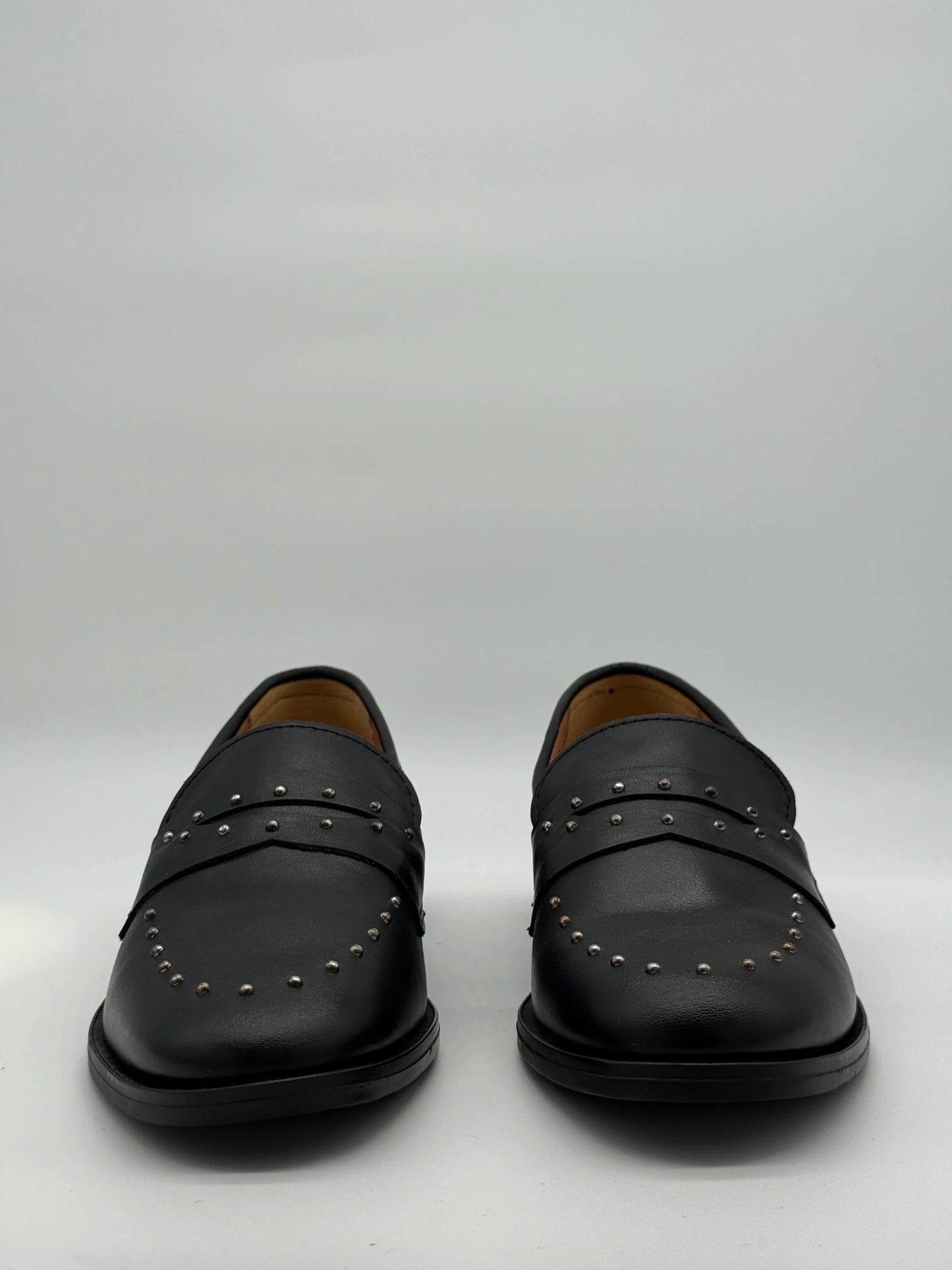 Mocassins de Mulher Pretos com Detalhes Elegantes