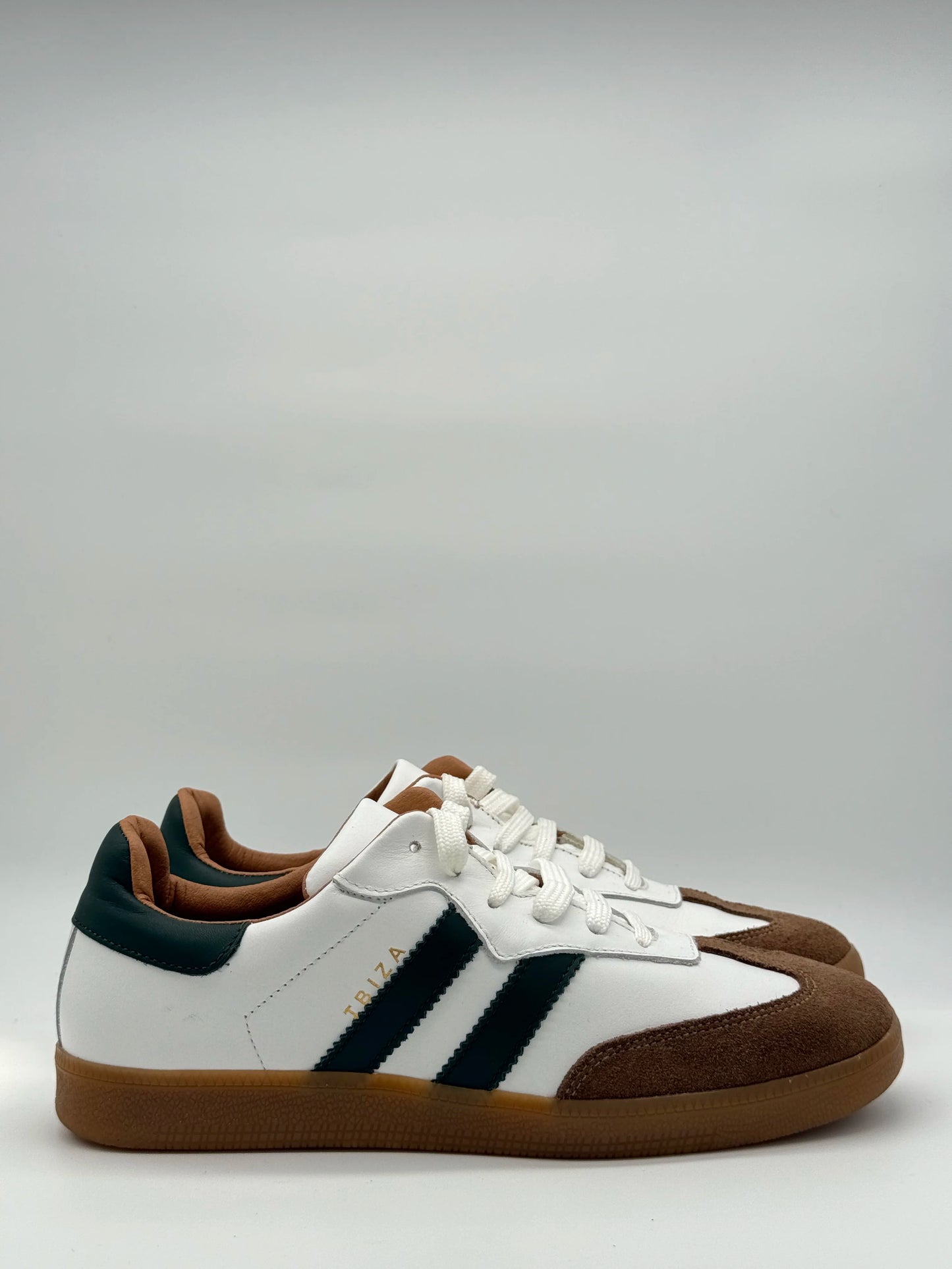 Sapatilhas Femininas Ibiza em Várias Cores Clássicas