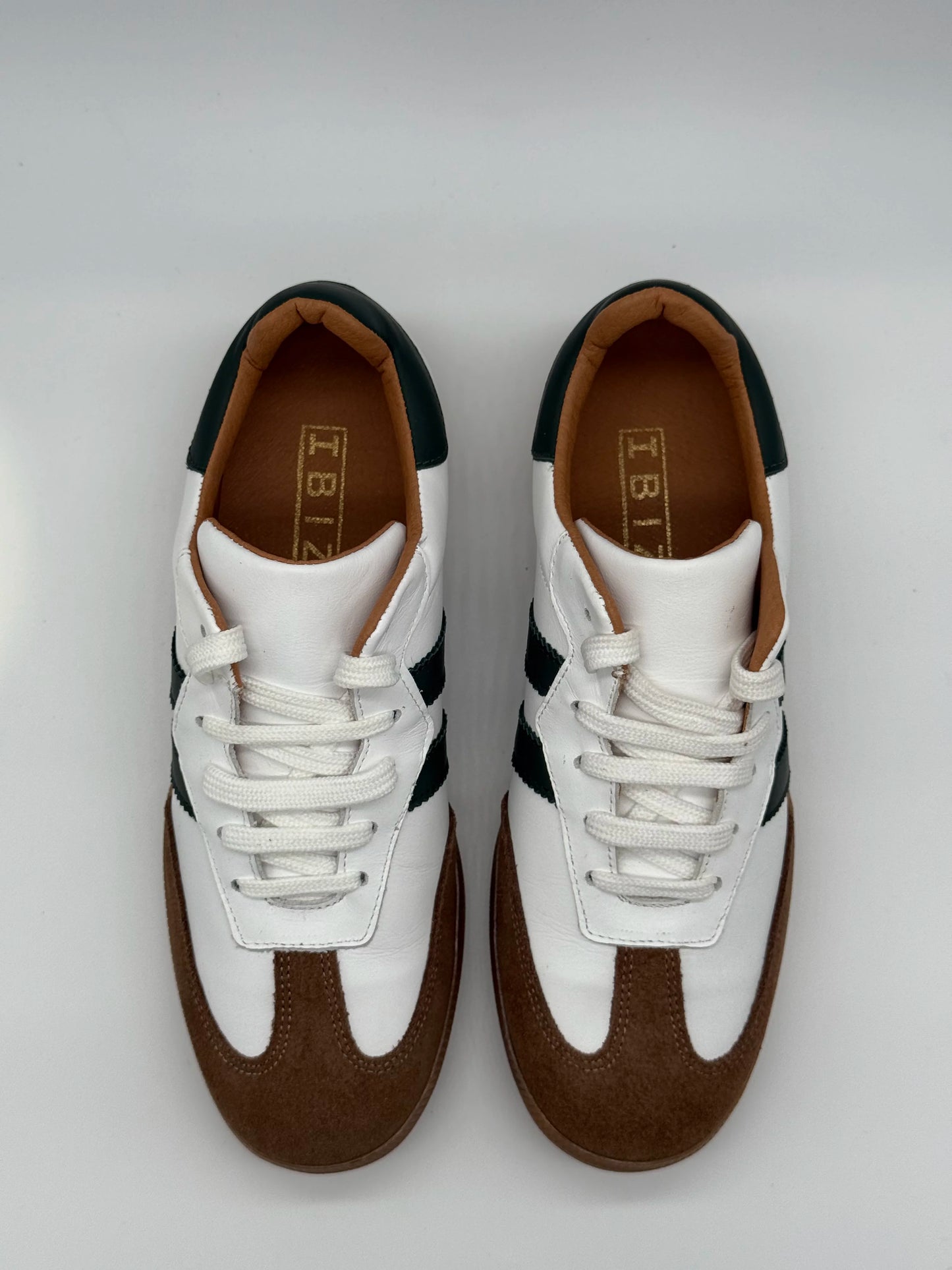 Sapatilhas Femininas Ibiza em Várias Cores Clássicas