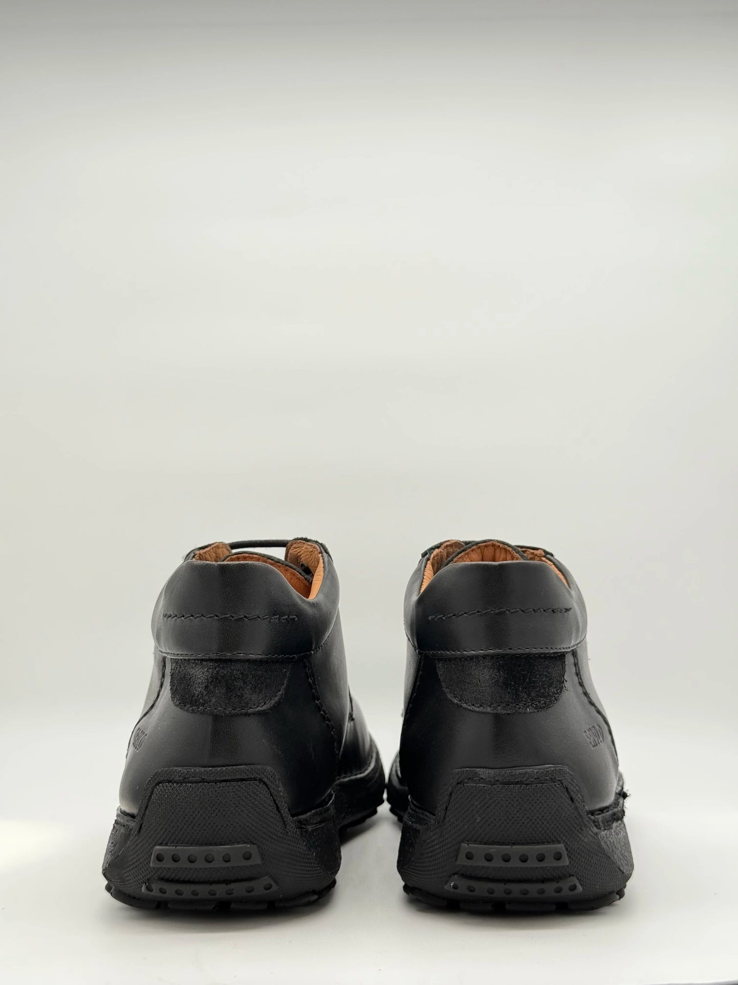 Sapatos Casuais de Homem com Atacadores em Preto, Castanho e Taupe