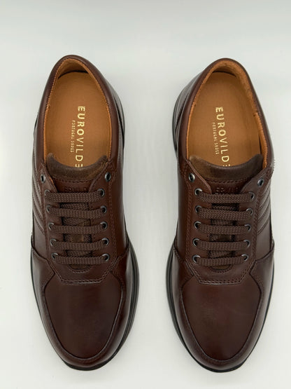 Sapatilhas de Homem Confortáveis em Castanho