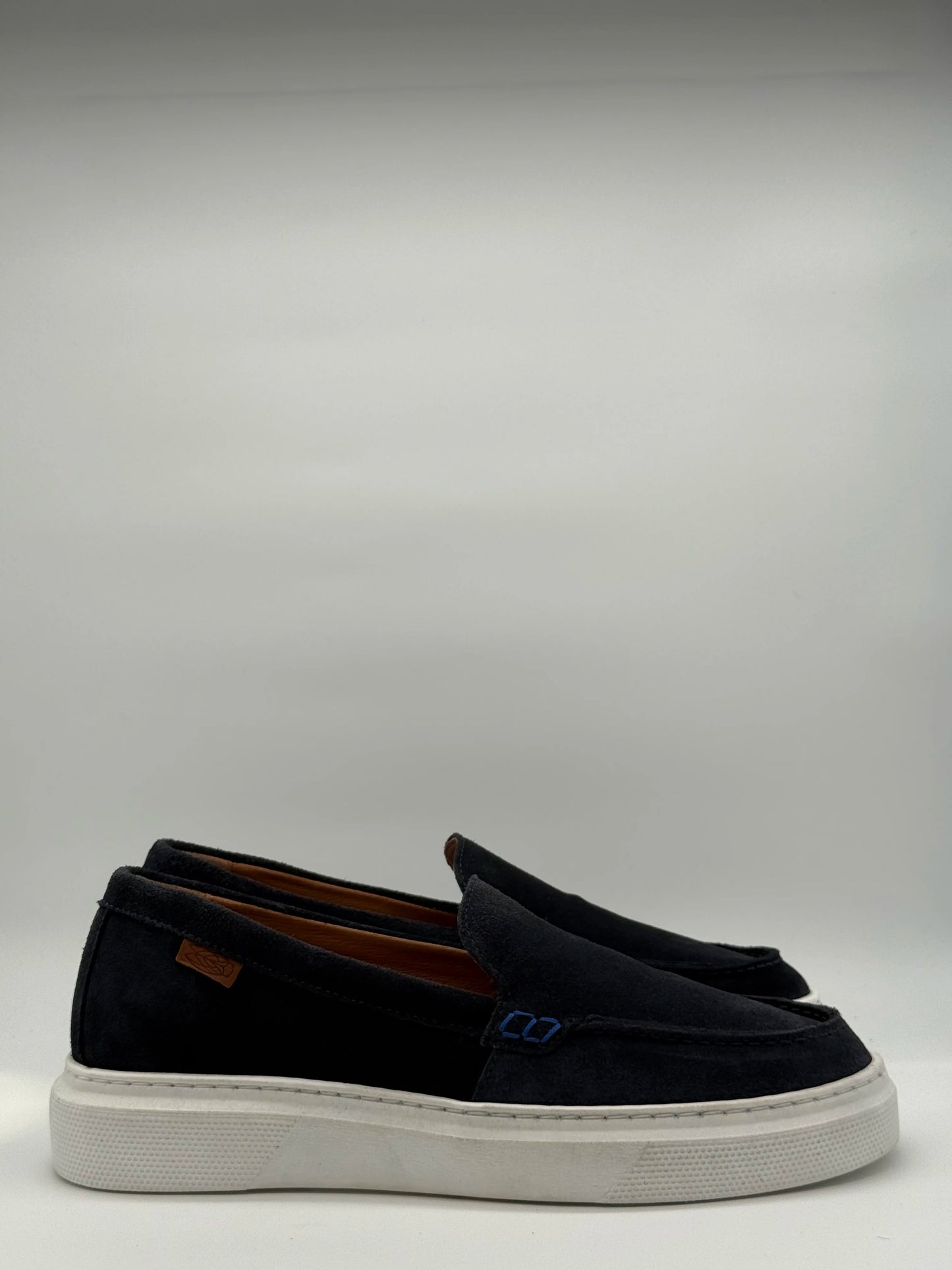 Sapatilhas Slip-On Homem Azul Marinho com Sola Branca